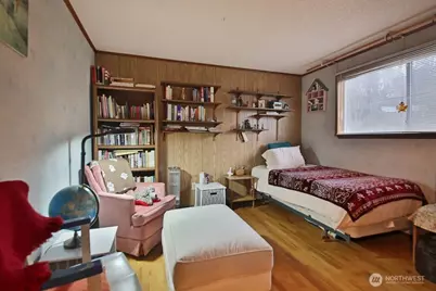 6423 Admiralty Way, Freeland, WA 98249 - Photo 11