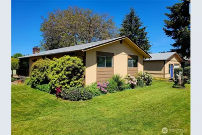 300 Maple Street, Toledo, WA 98591 - Photo 1