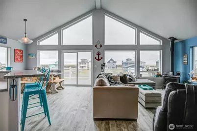 1120 Ocean Shores Boulevard SW, Ocean Shores, WA 98569 - Photo 9