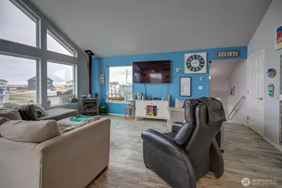 1120 Ocean Shores Boulevard SW, Ocean Shores, WA 98569 - Photo 11