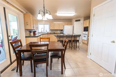 959 SE Sentry Drive, College Place, WA 99324 - Photo 9