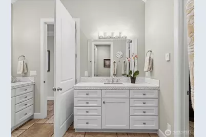 1040 6th Avenue S, Edmonds, WA 98020 - Photo 27