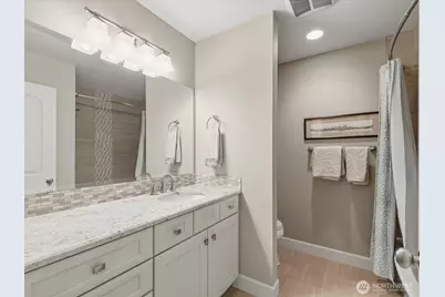 1040 6th Avenue S, Edmonds, WA 98020 - Photo 17