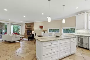 1040 6th Ave S, Edmonds, WA 98020 - Photo 9