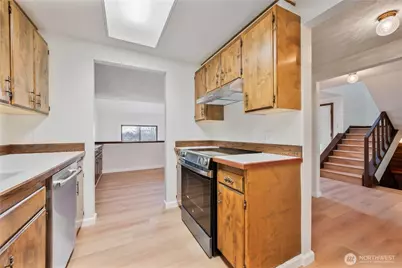 1205 Holly Street, Kelso, WA 98626 - Photo 9