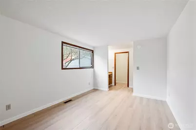 1205 Holly Street, Kelso, WA 98626 - Photo 13