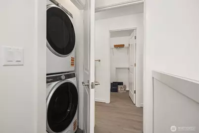 13468 (Hs 9) NE 112th Place, Redmond, WA 98052 - Photo 23