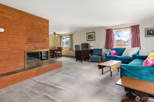 1828 SW Rock Rose Dr, Oak Harbor, WA 98277 - Photo 3