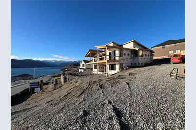 154 Apple Avenue, Chelan, WA 98816 - Photo 1