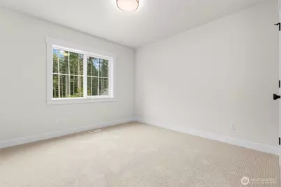 1624 Lockridge Loop E, Enumclaw, WA 98022 - Photo 33