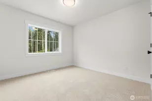 1624 Lockridge Loop E, Enumclaw, WA 98022 - Photo 33