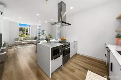 7560 43rd Avenue S, Seattle, WA 98118 - Photo 11