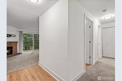 14334 126th Avenue NE #B202, Kirkland, WA 98034 - Photo 13