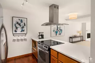 1730 Taylor Ave N, Seattle, WA 98109 - Photo 11