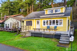 534 Sundin Dr, Camano Island, WA 98282 - Photo 3