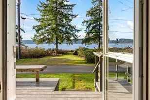 534 Sundin Dr, Camano Island, WA 98282 - Photo 9