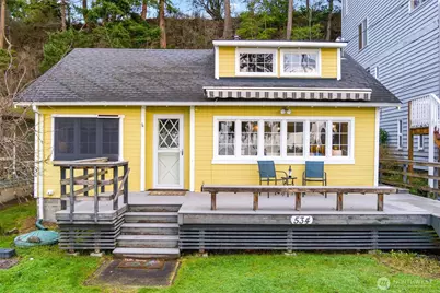 534 Sundin Drive, Camano Island, WA 98282 - Photo 1