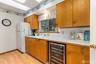 534 Sundin Dr, Camano Island, WA 98282 - Photo 19