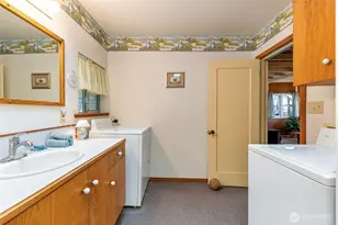 534 Sundin Dr, Camano Island, WA 98282 - Photo 25