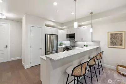 4961 Main Street #814, Tacoma, WA 98407 - Photo 3