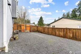 10513 210th Ave E, Bonney Lake, WA 98391 - Photo 3