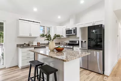 10513 210th Avenue E, Bonney Lake, WA 98391 - Photo 11