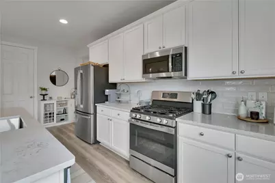 17628 127th Avenue E, Puyallup, WA 98374 - Photo 9