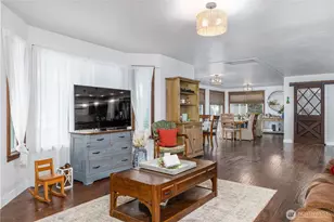 1591 E Island Lake Dr, Shelton, WA 98584 - Photo 9