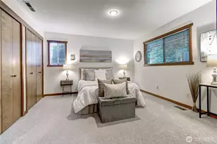 9901 NE 32nd St, Bellevue, WA 98004 - Photo 15