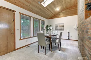 9901 NE 32nd St, Bellevue, WA 98004 - Photo 7