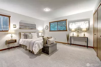 9901 NE 32nd Street, Bellevue, WA 98004 - Photo 13