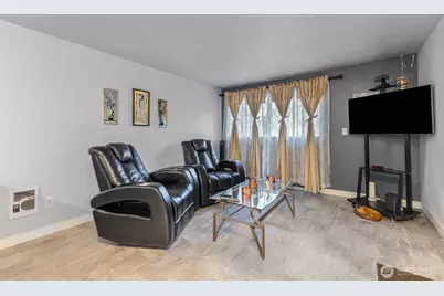 12434 Ambaum Boulevard SW #114, Burien, WA 98146 - Photo 5