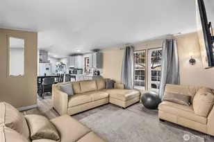 10716 16th Ave Ct S, Tacoma, WA 98444 - Photo 9