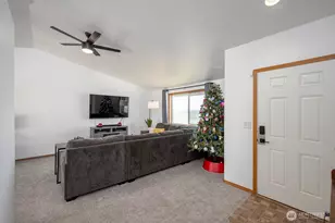 980 L St SE, Ephrata, WA 98823 - Photo 9