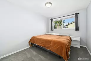 2615 Mount McKinley Ct, Puyallup, WA 98374 - Photo 15