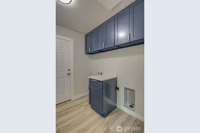 634 Island Circle SE, Ocean Shores, WA 98569 - Photo 33