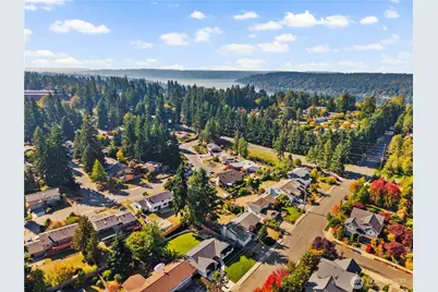 11715 SE 64th Street, Bellevue, WA 98006 - Photo 31