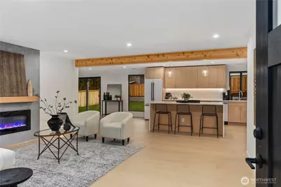 11715 SE 64th Street, Bellevue, WA 98006 - Photo 3
