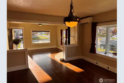 239 W 5th Street, Port Angeles, WA 98362 - Photo 19