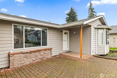 13713 2nd Avenue Ct E, Tacoma, WA 98445 - Photo 3