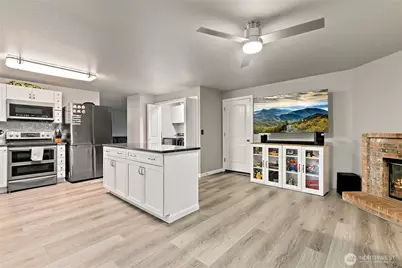 13713 2nd Avenue Ct E, Tacoma, WA 98445 - Photo 11