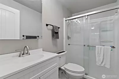 13713 2nd Avenue Ct E, Tacoma, WA 98445 - Photo 17