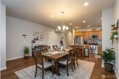 554 Prospect Street, Seattle, WA 98109 - Photo 5
