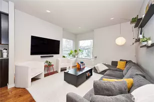 554 Prospect St, Seattle, WA 98109 - Photo 13