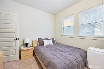 554 Prospect Street, Seattle, WA 98109 - Photo 17