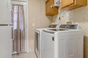 8009 195th St E, Spanaway, WA 98387 - Photo 17