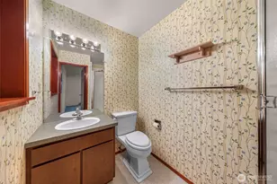 1834 NE Sumner Dr, Oak Harbor, WA 98277 - Photo 29