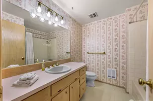 1834 NE Sumner Dr, Oak Harbor, WA 98277 - Photo 17