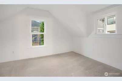 3443 21st Avenue W, Seattle, WA 98199 - Photo 21