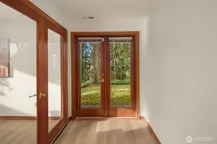 17027 136th Pl SE, Renton, WA 98058 - Photo 17